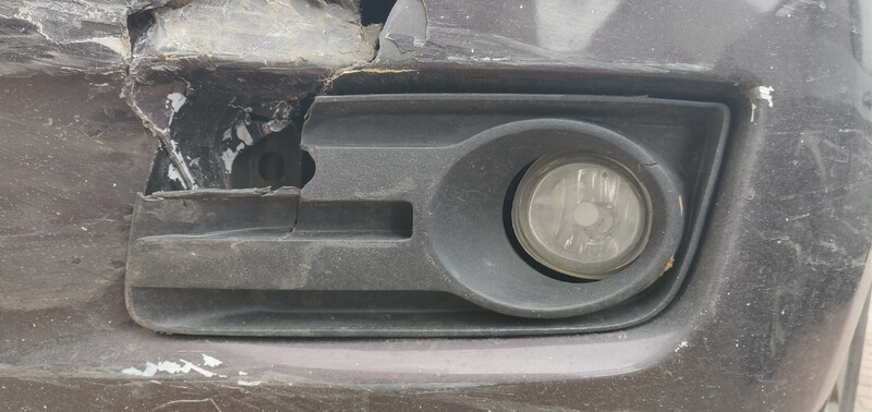 Вставка противотуманной фары Mazda CX-7  2008 2.3 Бензин Хмельницкий