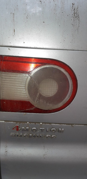 Фонарь лівий на кришку Volkswagen Sharan  2005 універсал 1.9 Дизель 