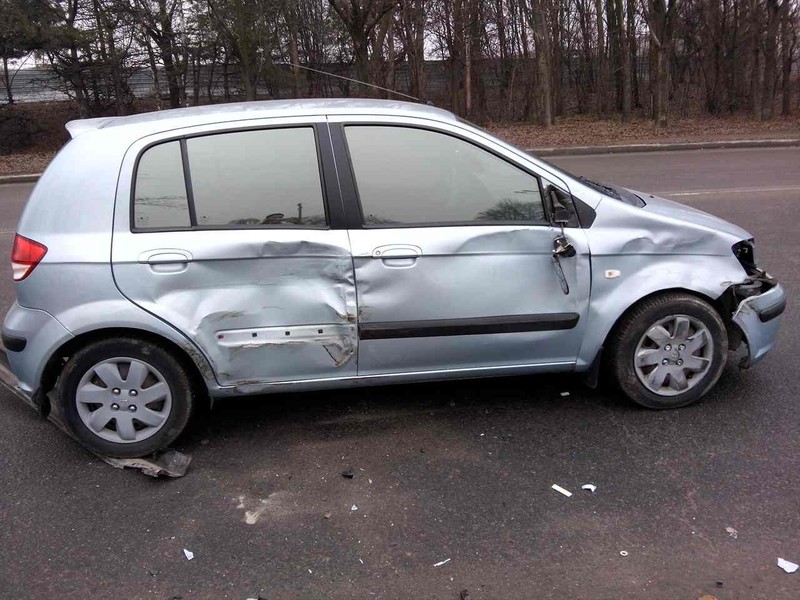 Крило переднє праве Hyundai Getz  2005 хетчбек 1.3 Бензин 