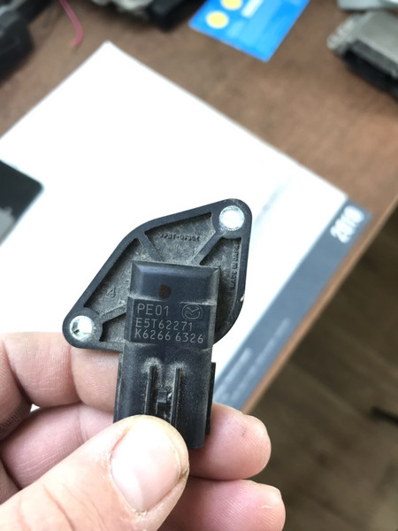 Датчик витрати повітря Mazda 3 BM  2014 2.0 Бензин Херсон