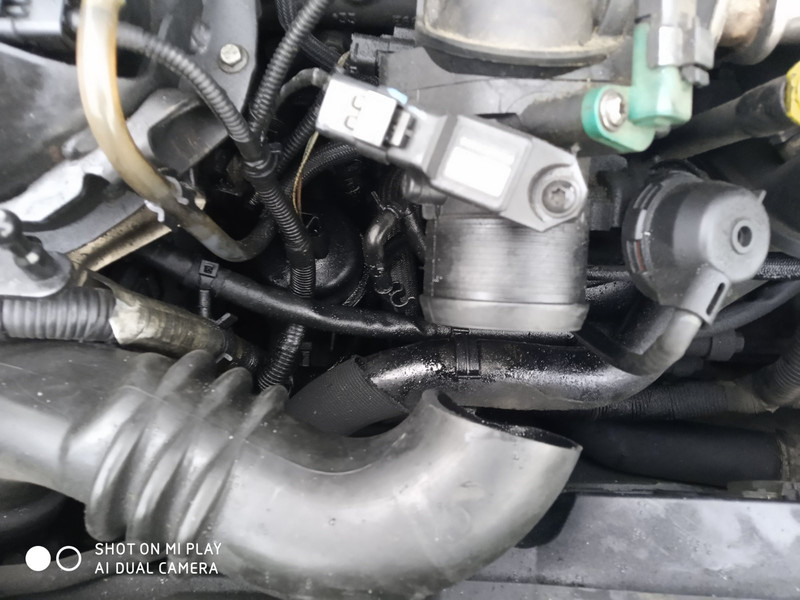 Патрубок інтеркулера Volvo S40 2006 р.  2.0 л дизель Рівне