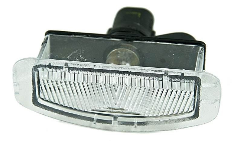 Фонарь подсветки номера в сборе Nissan Micra K12  2006 хетчбек 1.4 Бензин 