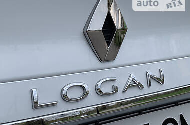 Надпись logan задняя Renault Logan 2  2018  Бензин Винница