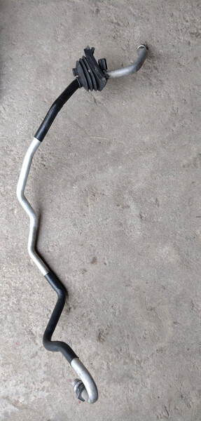 Трубка кондиціонера 8D0260704H   Audi A4, Volkswagen Passat