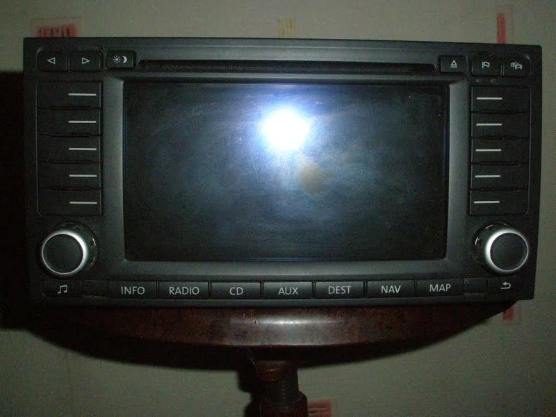 Оригинальную магнитолу Volkswagen T5 (Transporter) 2006 р.  2.5 л дизель Луцьк