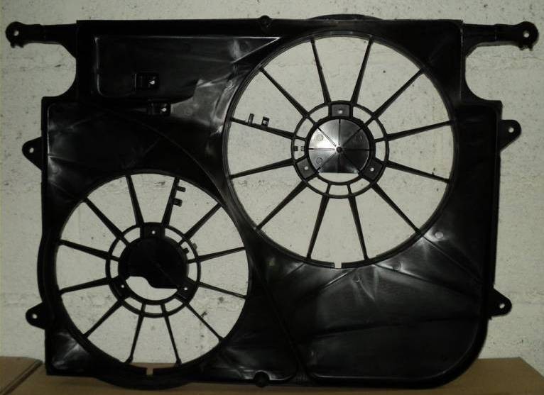 Диффузор Chevrolet Captiva 2008 г.  2.4 л бензин Днепропетровск