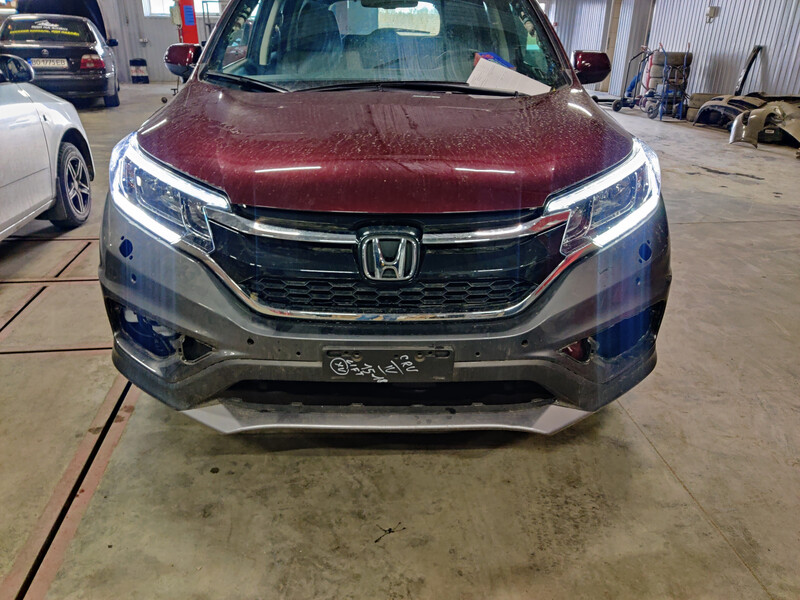 Решетри противотуманок правая и левая Honda CR-V 4  2015 2.4 Бензин Тернополь