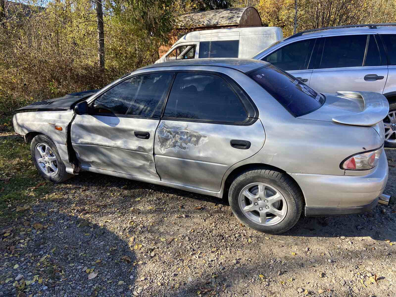 Фара передняя Subaru Impreza  1999  Электро 