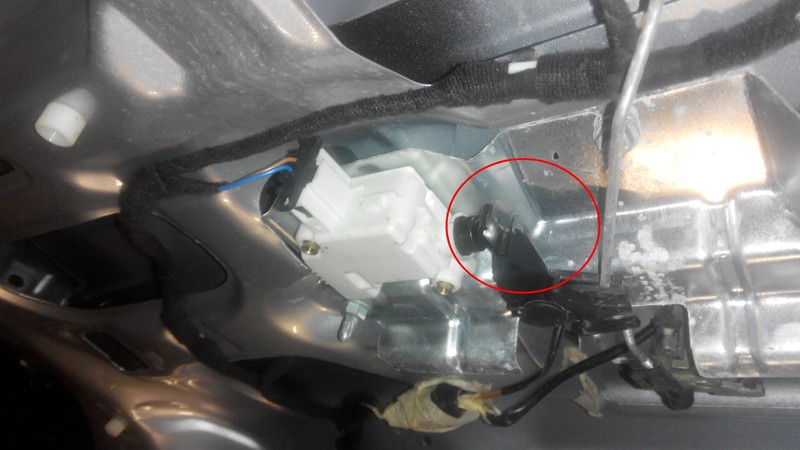 Механическая часть замка крышки багажника Volkswagen Bora  2002 1.6 Бензин 