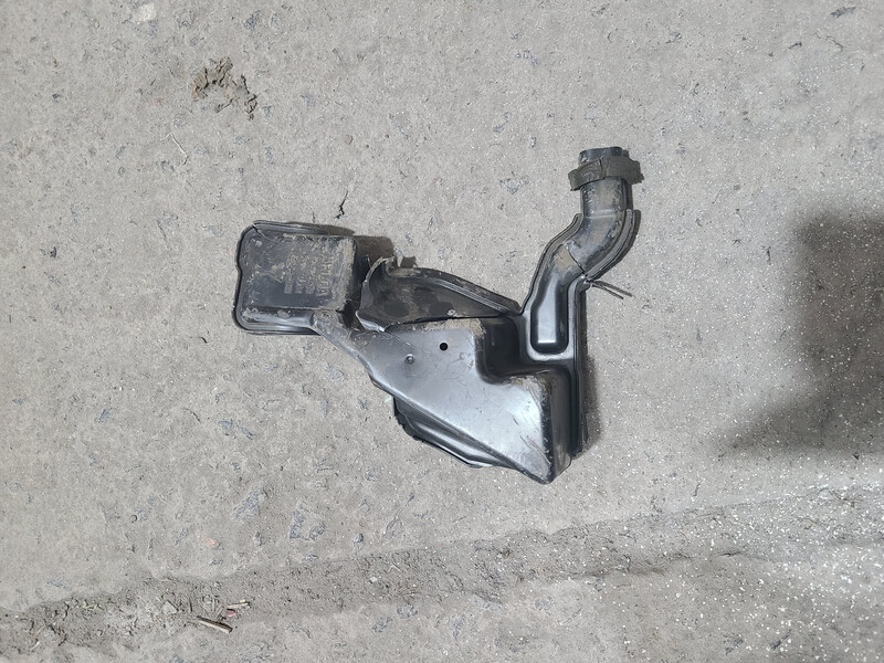 Ресивер на воздухозаборник под воздушным фильтром Nissan Kicks  2019 1.6 Бензин Одесса