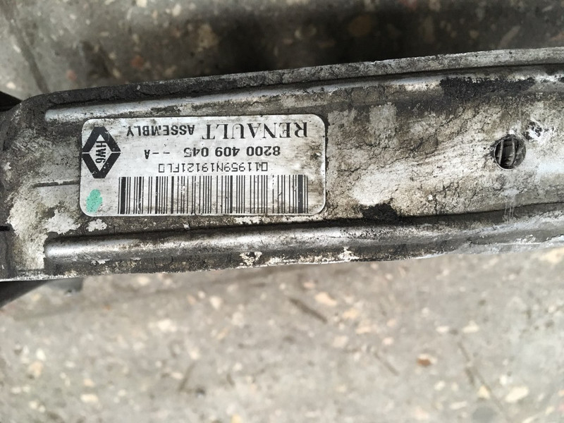 Интеркулер Dacia Logan 2011 г.  1.5 л дизель Сумы