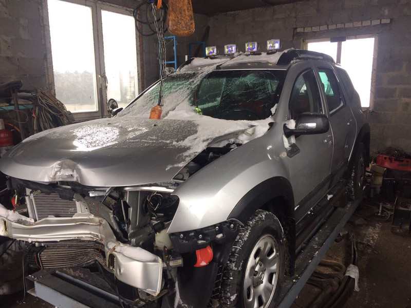 Передняя панель Renault Duster 2011 г.  1.5 л дизель Васильков