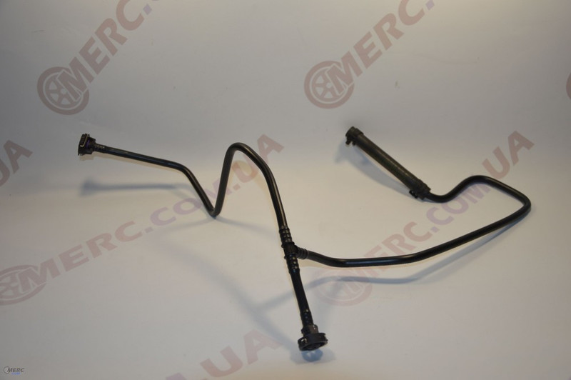 Патрубок от расширителя к радиатору A 166 500 04 91   Mercedes M-Class
