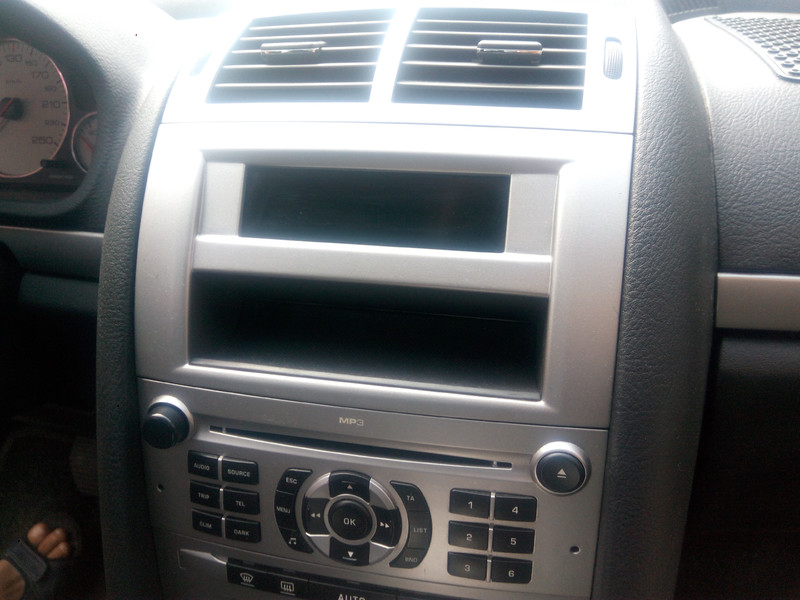 Бортовий дисплей Peugeot 407  2006 хэтчбек 1.6 Дизель Тысменица