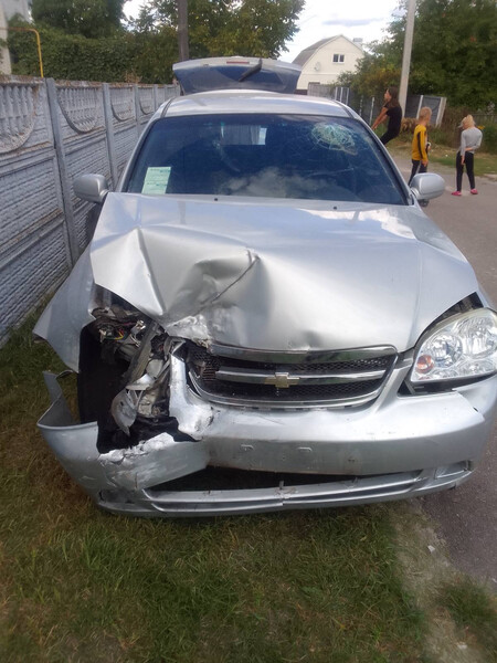 Капот Chevrolet Lacetti  2006 універсал 1.8 Бензин 