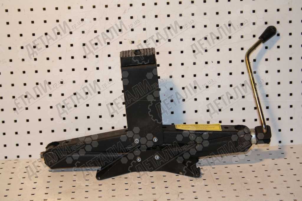 Домкрат ромб 1,2 тн Ульяновск, ВС-01-23-3913363 Chevrolet Niva  2005 1.9 Бензин Луганск