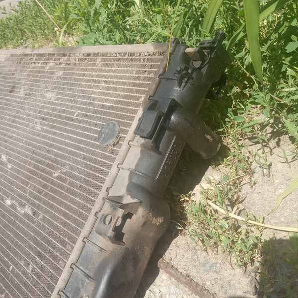 Радиатор Mercedes M-Class W163 2002 г.  4.0 л дизель