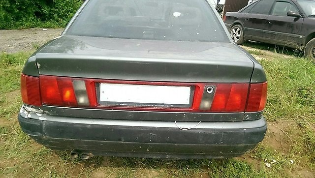 Оптика задняя Audi A6 C4  1996 универсал 2.5 Дизель Чернигов