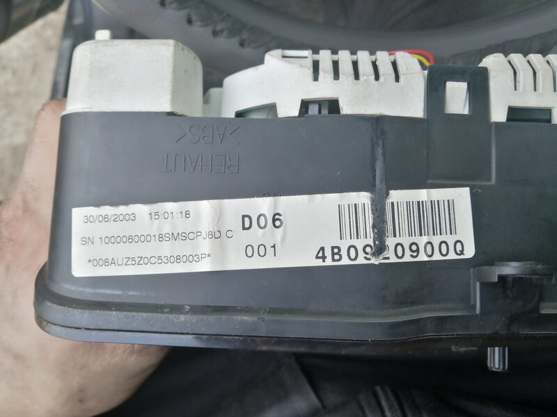 Щиток приборов (под автомат полный привод) Audi A6 allroad quattro c5 2001 2.5 Дизель Одесса