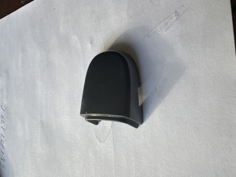 Заглушка ручки двери Volkswagen Tiguan  2015 универсал 2.0 Бензин Кривой Рог