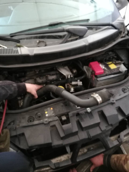 Патрубок Renault Scenic 2 2007 г.  1.9 л дизель Львов