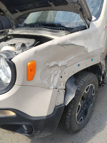 Молдинг левого переднего крыла Jeep Renegade  2016 2.4 Бензин 