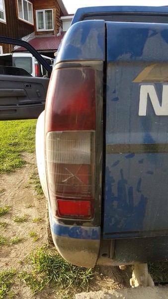 Ліхтар задній правий Nissan Navara 1999 р.  2.5 л бензин Чернівці