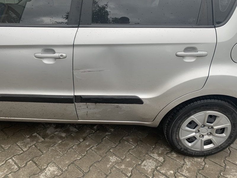 Двері задні ліві Kia Soul  2013 хетчбек 1.6 Бензин 