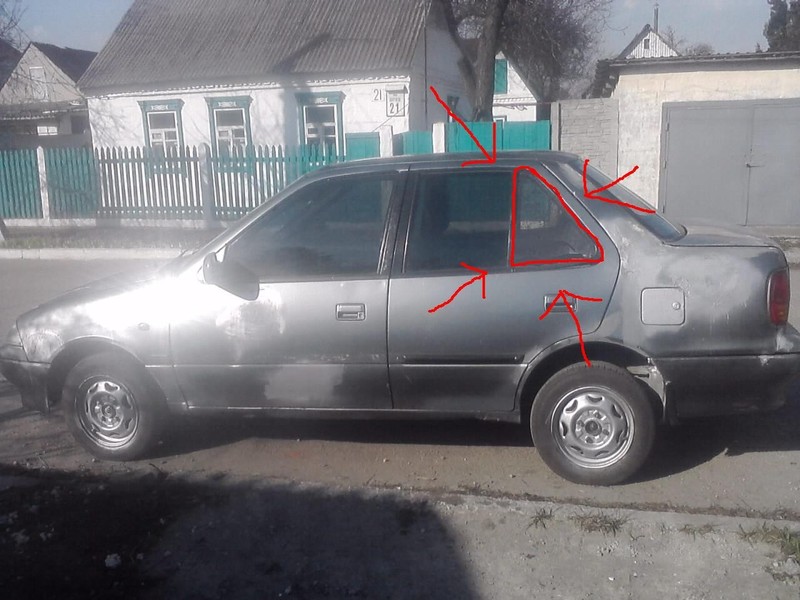 Стекло боковое Suzuki Swift  1994 1.3 Бензин Днепропетровск