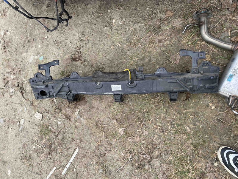 Усилитель заднего бампера Kia Niro EX Premium 2018 1.6 Гибрид Киев