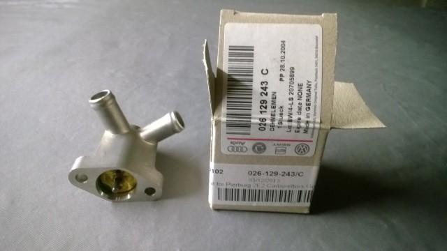 Термостат 026129243С   Audi 80, Volkswagen Golf, Volkswagen Jetta