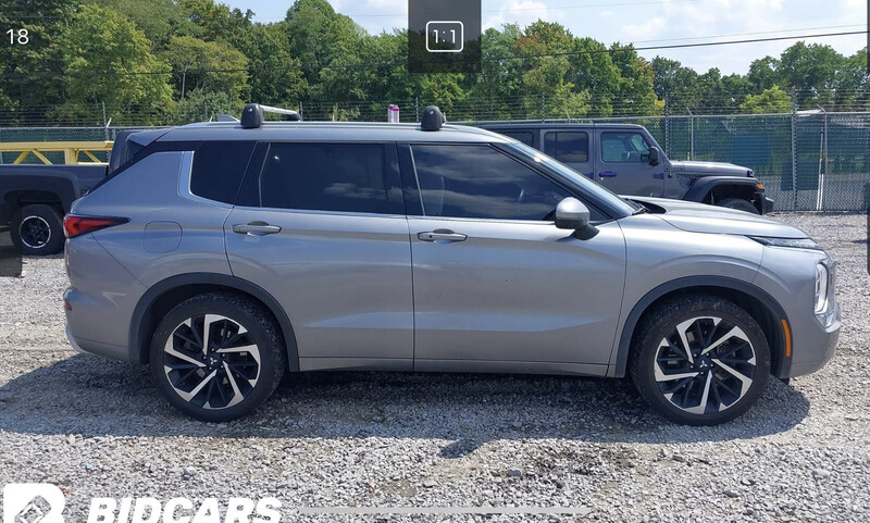 Дверь задняя левая Mitsubishi Outlander  2022  Бензин Киев