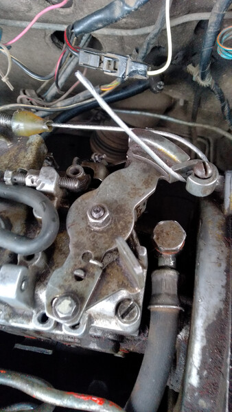 Датчик положения педали акселератора Mitsubishi Galant  1987 1.8 Дизель Николаев
