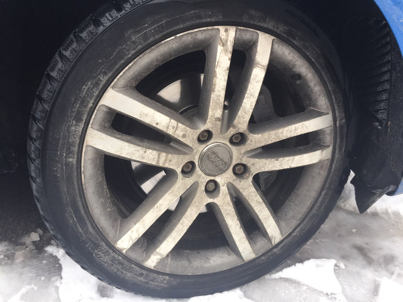 Диск литой Audi Q7 2005 г.  Киев