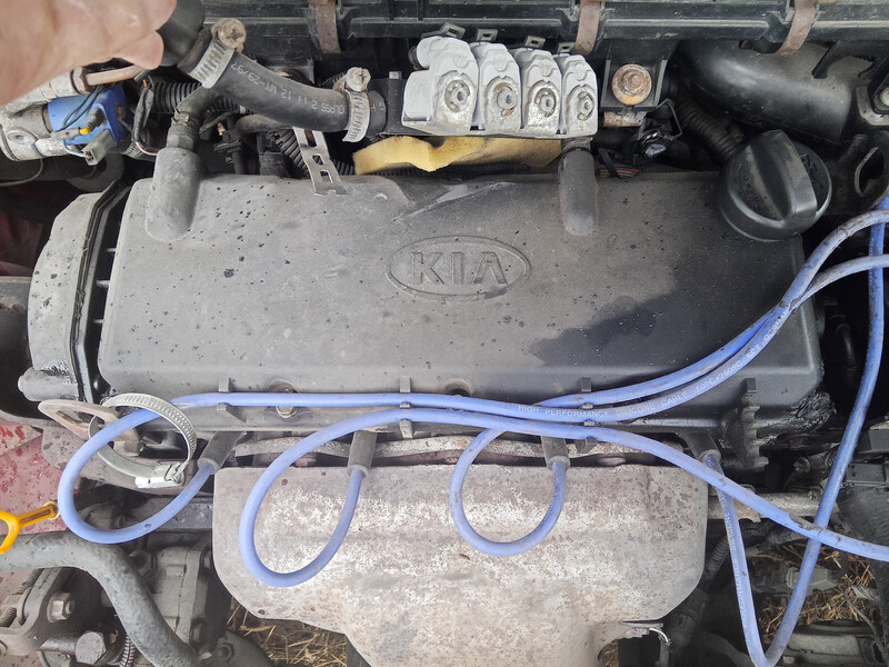 Кришка ГБЦ Kia Rio 2003 р.  1.4 л бензин Ширяєве