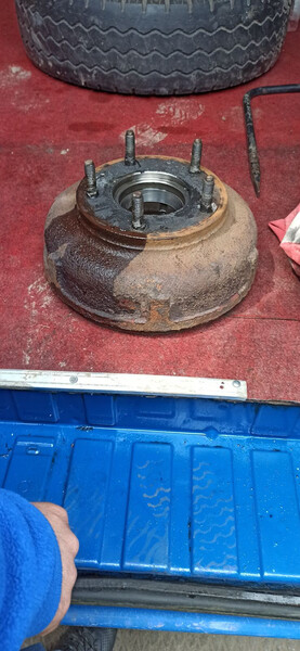 Барабан тормозной в сборе со ступицей Ford Transit  2005 2.4 Дизель Харьков