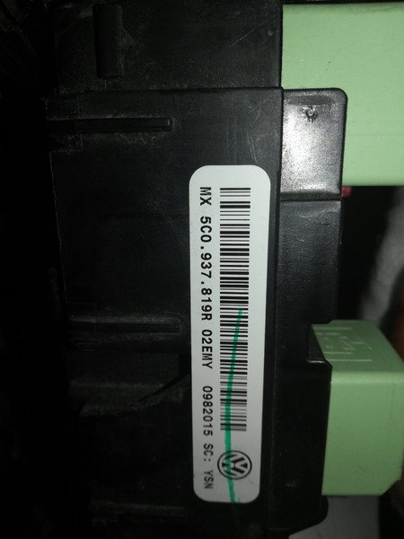 Блок предохранителей Volkswagen Beetle  2015 хэтчбек 1.8 Бензин Киев