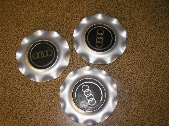 Колпаки на диски Audi 80 B4 1993 г.  2.0 л бензин Киев