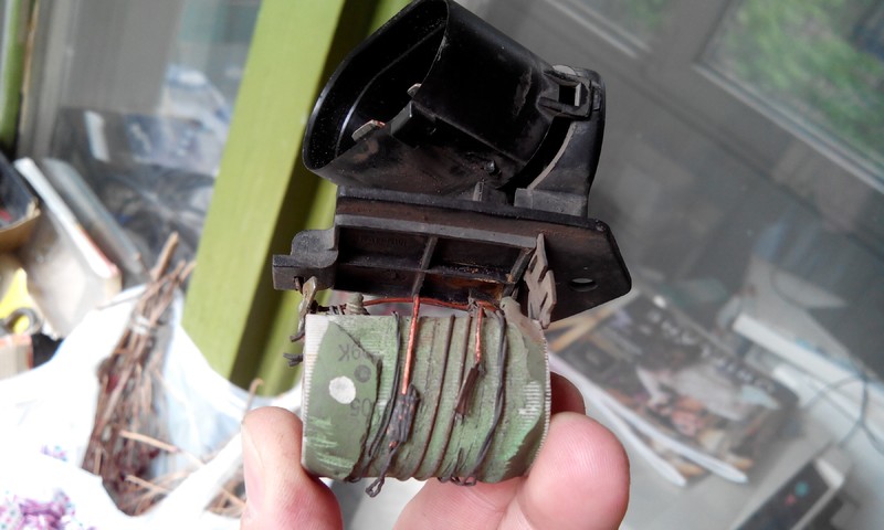 Резистор вентилятора охлаждения радиатора 13 41 721   Opel Astra, Opel Meriva