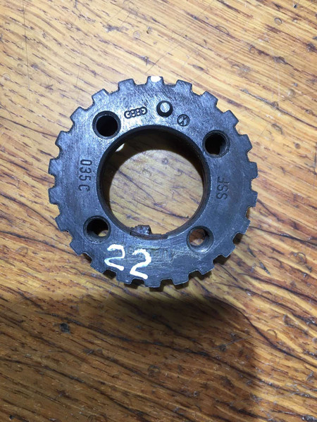 Шестерня коленвала Audi 200 Turbo 1987 г.  2.2 л бензин Ровно