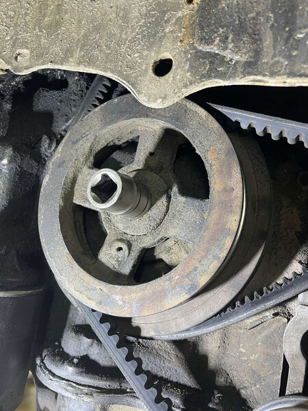 Шкіф коленвалу Nissan X-Trail T30  2006 2.2 Дизель 