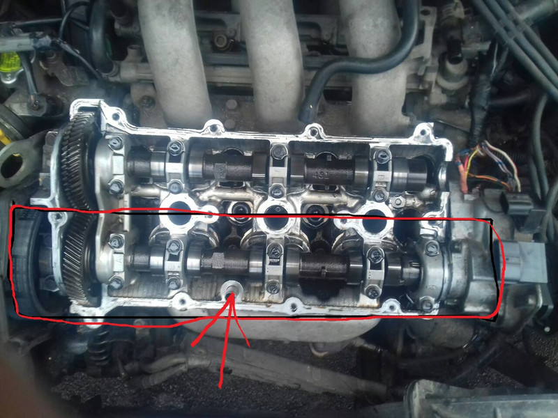 Распредвал двигателя впускной правый Mazda MX-3  1996 купе 1.8 Бензин Коростень