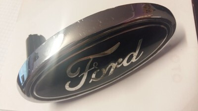 Эмблема решетки радиатора Ford Mondeo 3  2005 Полтава