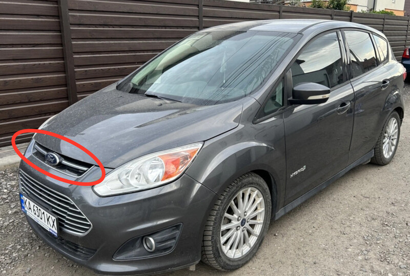 Решітка передня маленька Ford C-Max універсал 2015 р.  2.0 л гибрид Київ