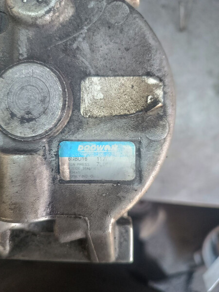 Насос кондиционера Kia Carens 3  2007 универсал 2.0 Бензин Бровары