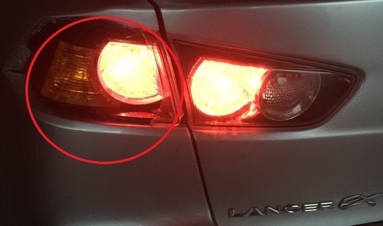 Фонарь указателя поворота (задний) Mitsubishi Lancer X  2008 1.5 Бензин Черкассы