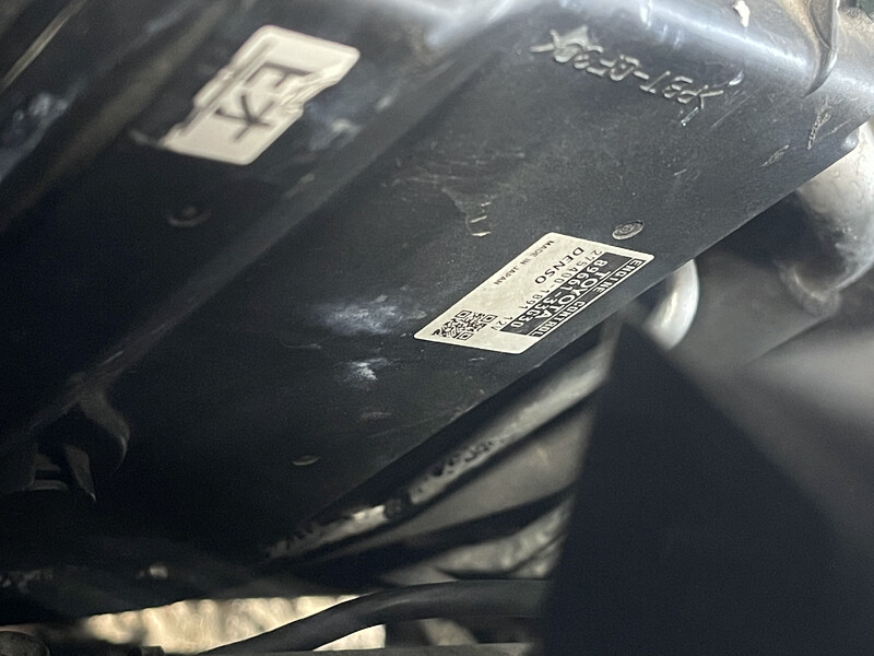 Блок керування двигуном 8966133G30   Lexus ES