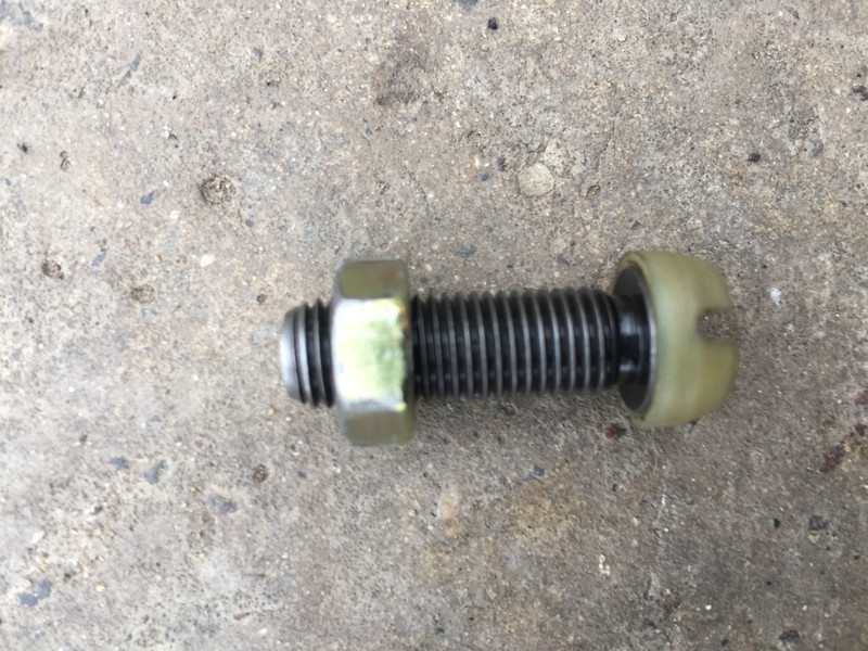 Регуліровочні гвинти клапанів Hyundai H100  1989 універсал 2.5 Дизель 