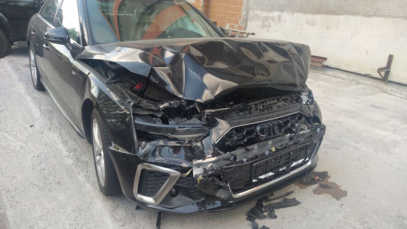 Капот Audi A4 B9 2020 г.  2.0 л бензин Киев