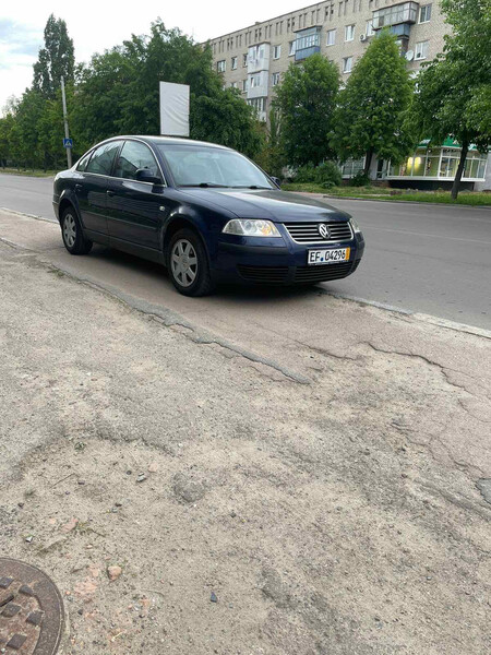Правое переднее крыло под поворотник рестайлинг Volkswagen Passat B5  2001 1.6 Бензин Бердичев